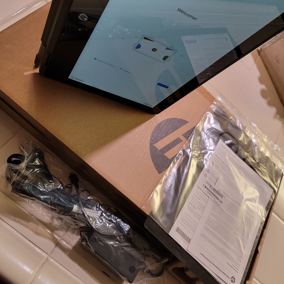 HP CHROMEBOOK AND LAPTOP - Picture 8 of 8